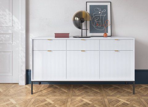 Комод Perfect Home Нова / Nova 3-дверний з 3 шухлядами і чорними ніжками KSZ154 Білий фотографія