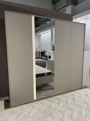 Шкаф для одежды Perfect Home Даст / Dast 4-дверный с зеркалом 4D/220 Беж фотография