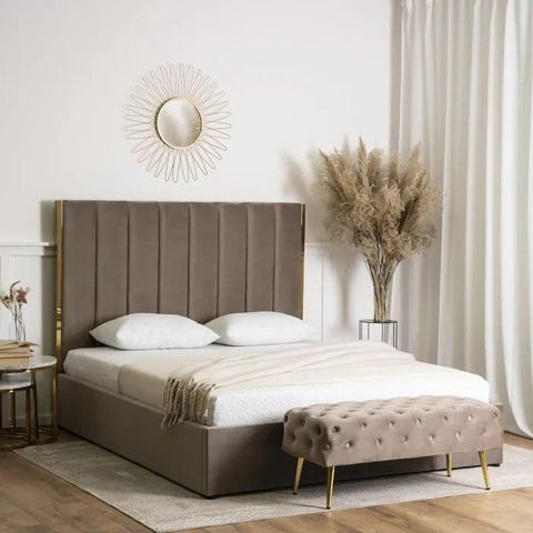 Кровать двуспальная бархатная MEBEL ELITE EMILIO Velvet 160x200 см Бежевый фотография